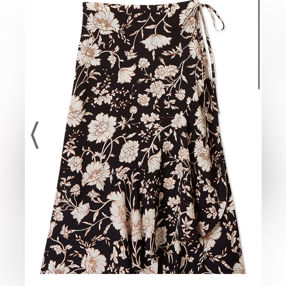 Summersalt wrap skirt, size M